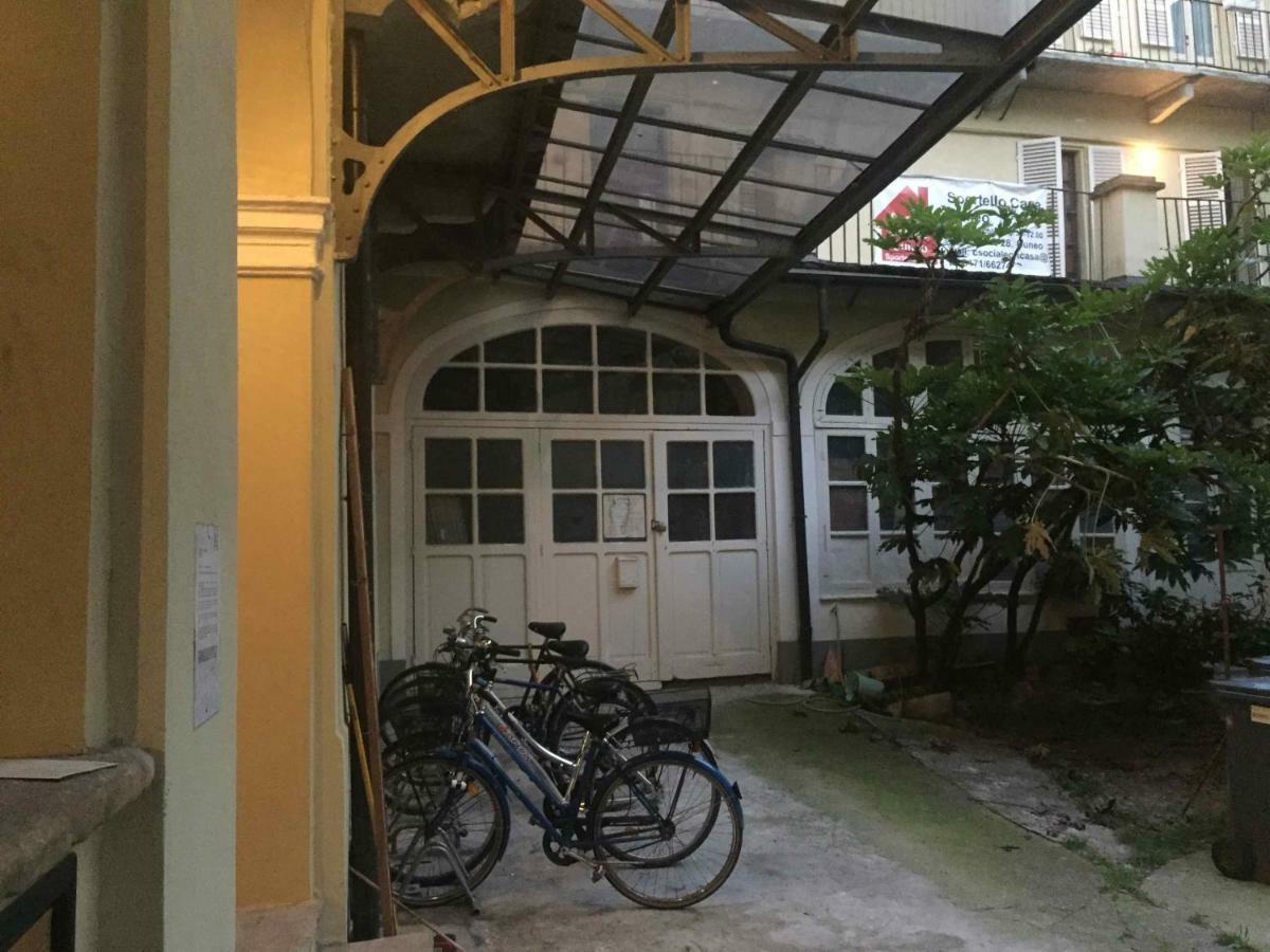 Lovely Apartments Barra Di Ferro Centro Storico Cuneo Ngoại thất bức ảnh